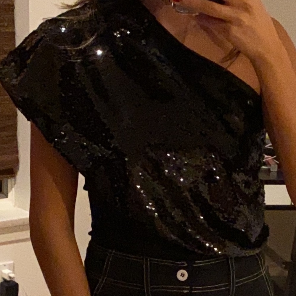 Sachin and Babi one shoulder black sequin top